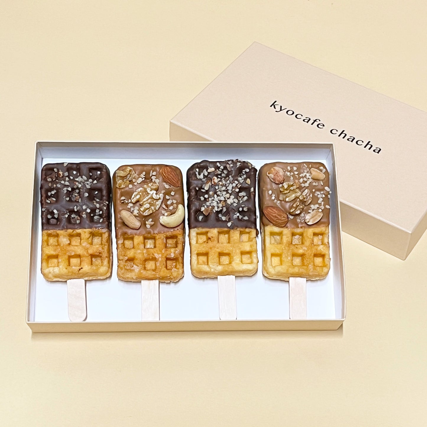 【オンライン限定】人気フレーバー詰め合わせ4本入(キャラメルナッツ&チョコ) 送料無料